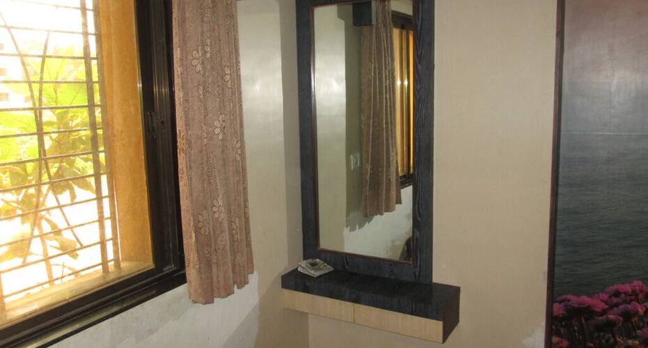 Hotel Sai Vishwakarma II, Shirdi 5